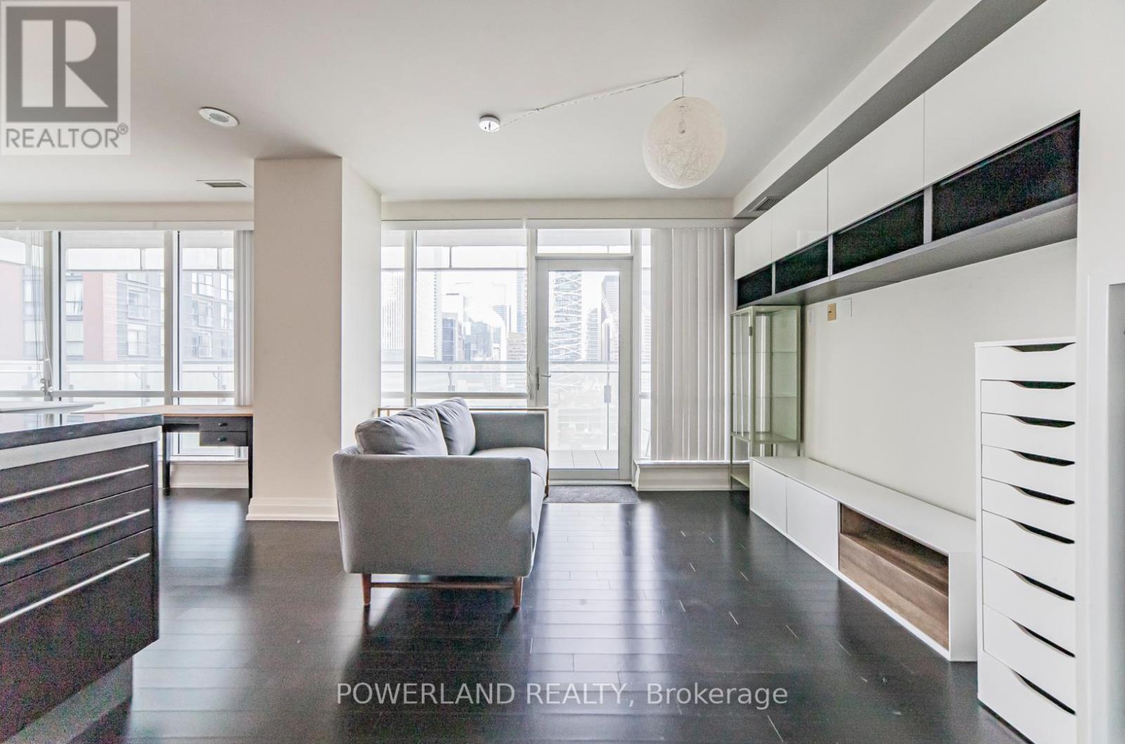 1309 - 80 John Street, Toronto, Ontario  M5V 3X4 - Photo 11 - C13747934