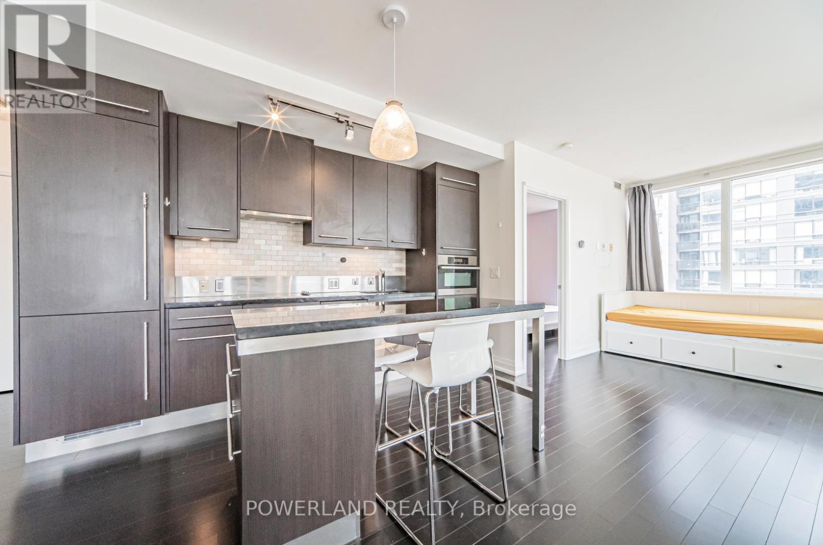 1309 - 80 John Street, Toronto, Ontario  M5V 3X4 - Photo 18 - C13747934