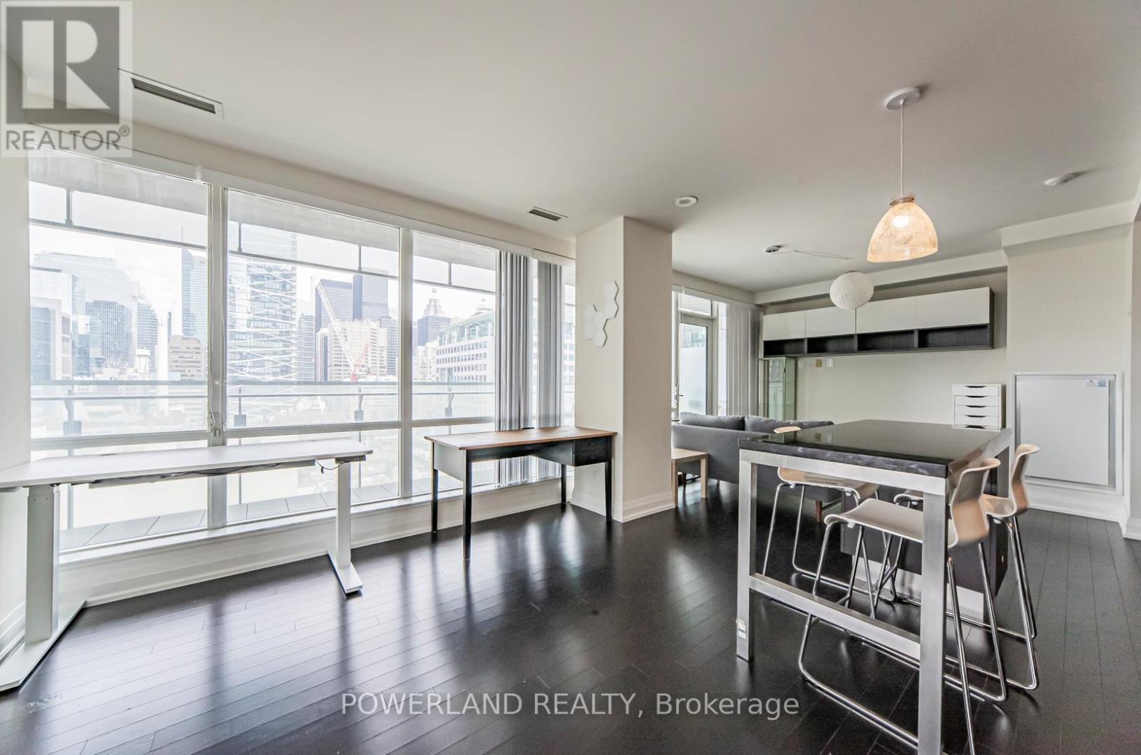 1309 - 80 John Street, Toronto, Ontario  M5V 3X4 - Photo 33 - C13747934
