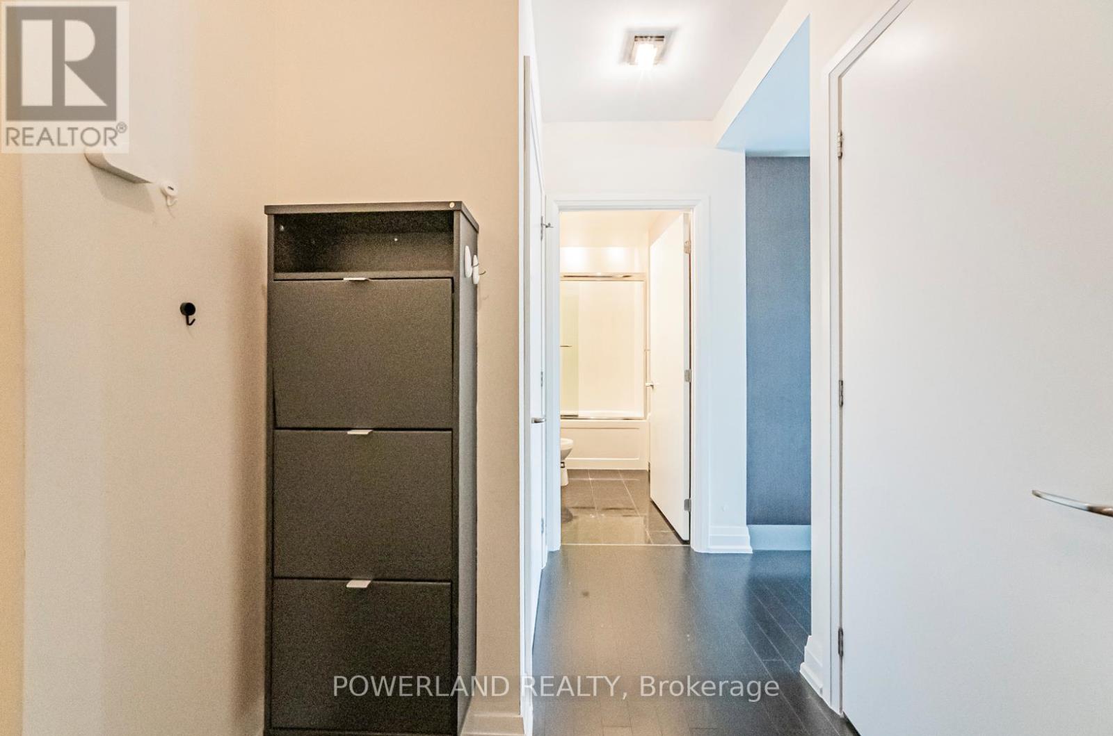 1309 - 80 John Street, Toronto, Ontario  M5V 3X4 - Photo 8 - C13747934