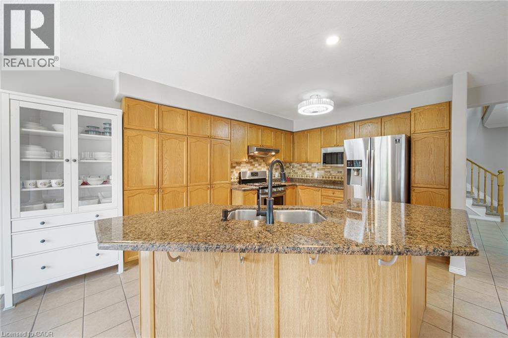 765 Brandenburg Boulevard, Waterloo, Ontario  N2T 2W9 - Photo 19 - 40859648