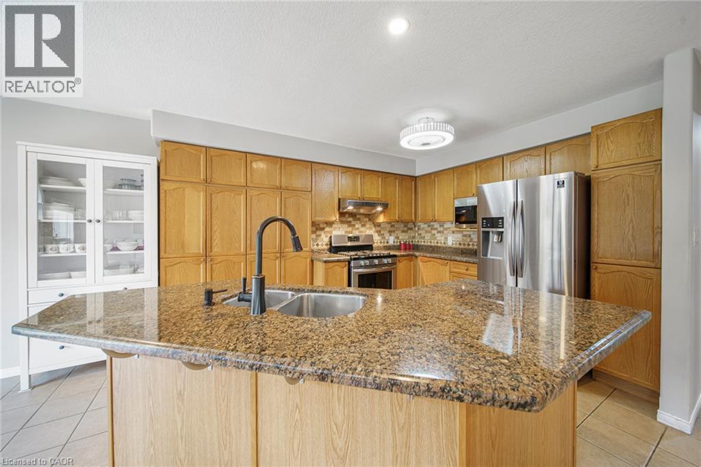 765 Brandenburg Boulevard, Waterloo, Ontario  N2T 2W9 - Photo 18 - 40859648
