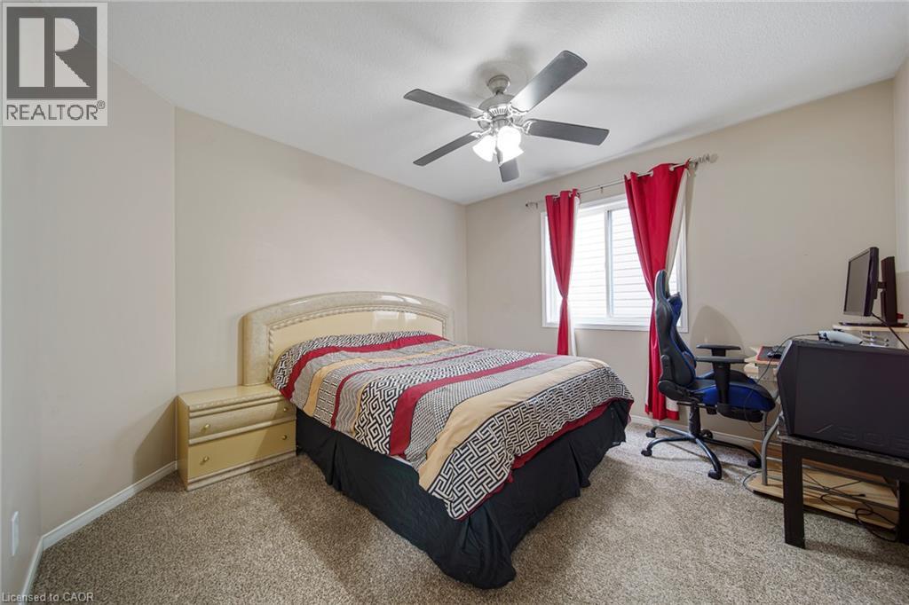 765 Brandenburg Boulevard, Waterloo, Ontario  N2T 2W9 - Photo 38 - 40859648