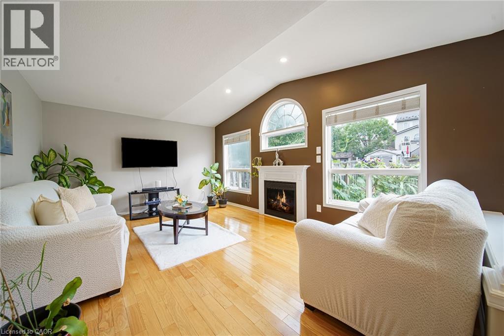 765 Brandenburg Boulevard, Waterloo, Ontario  N2T 2W9 - Photo 26 - 40859648