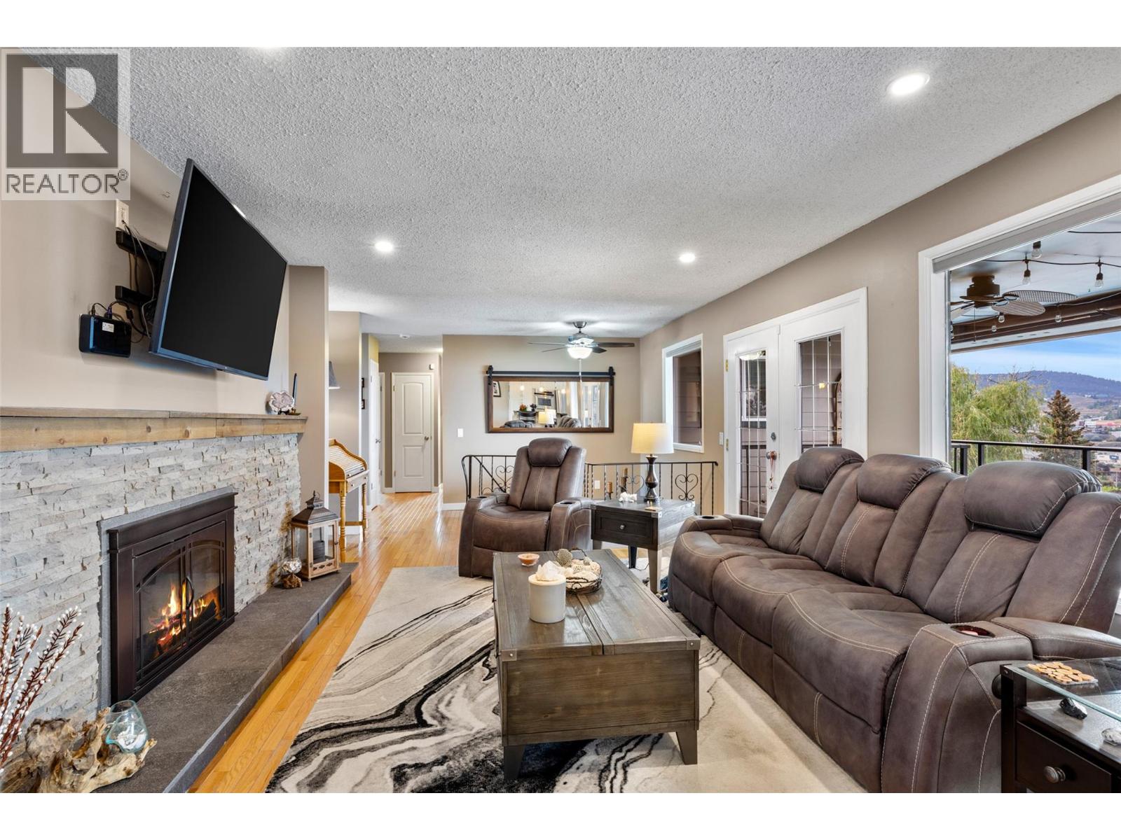 1908 Glencoe Place, Kamloops, British Columbia V2E 1K5 - Photo 17 - 10399742