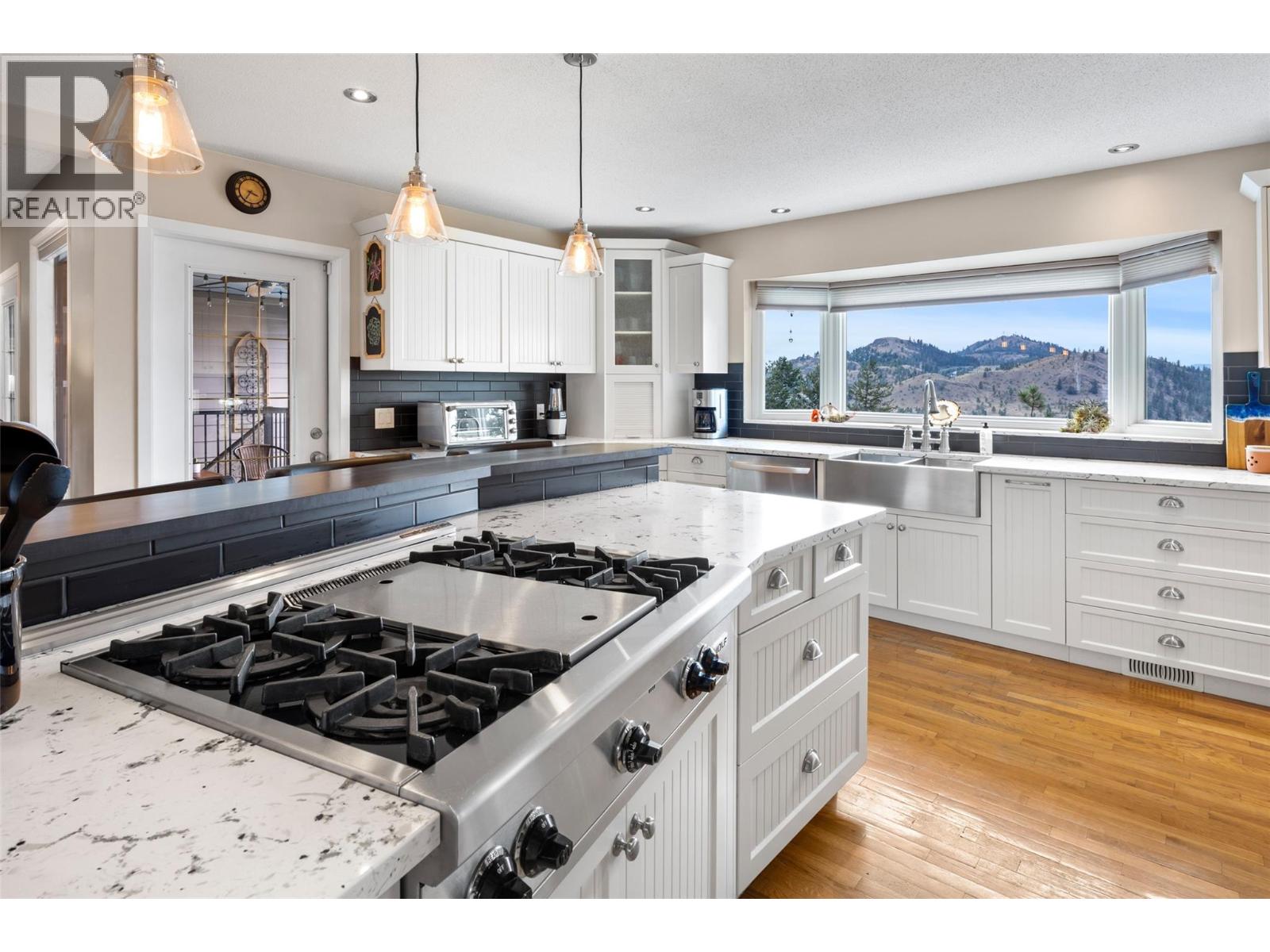 1908 Glencoe Place, Kamloops, British Columbia V2E 1K5 - Photo 7 - 10399742