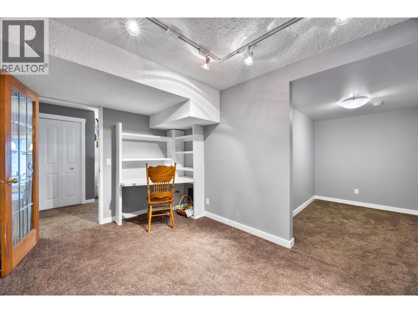 1908 Glencoe Place, Kamloops, British Columbia V2E 1K5 - Photo 47 - 10399742