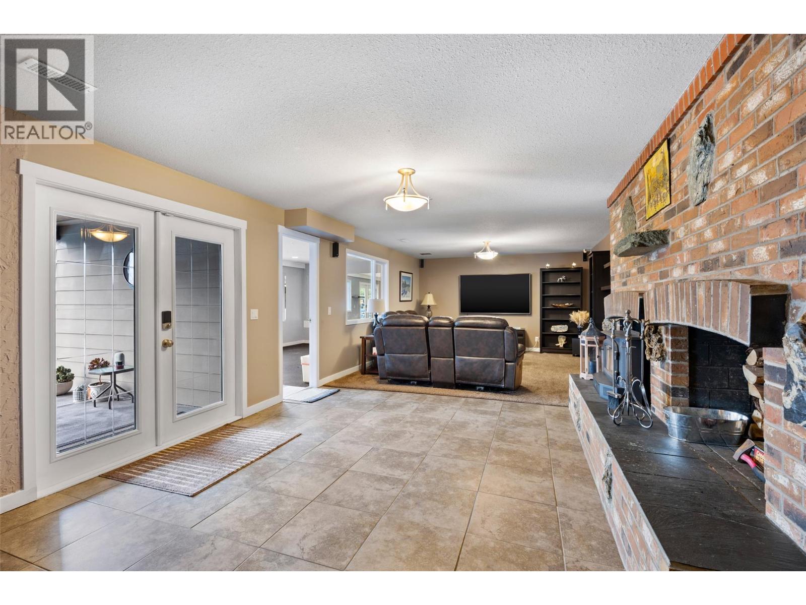 1908 Glencoe Place, Kamloops, British Columbia V2E 1K5 - Photo 42 - 10399742