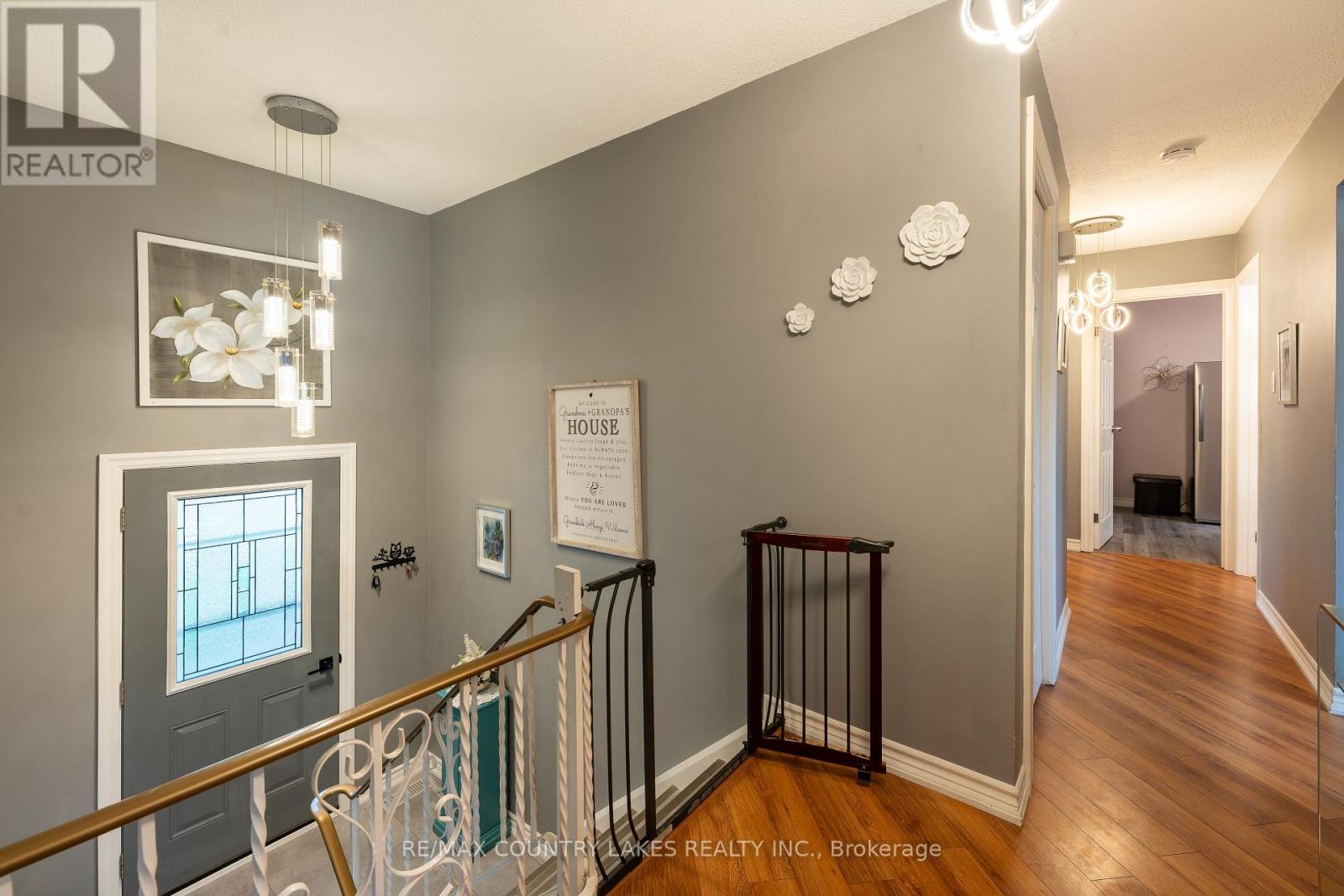 65 Beaver Ridge Drive, Brock, Ontario  L0E 1E0 - Photo 3 - N13747908