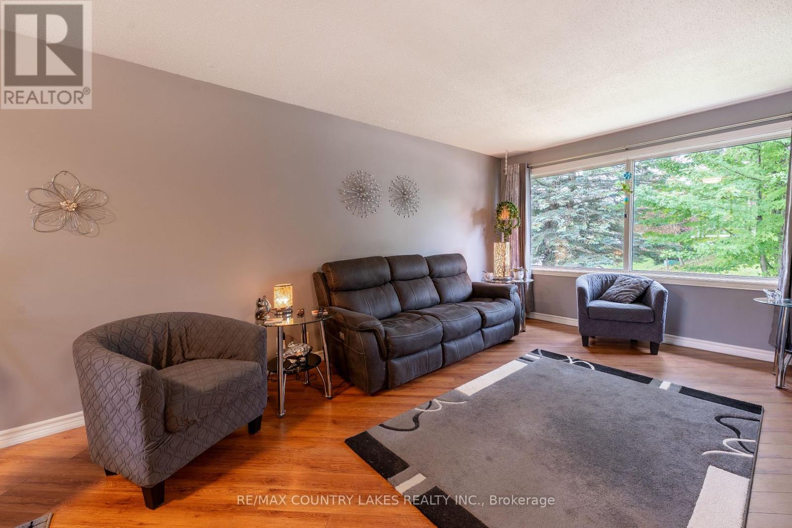 65 Beaver Ridge Drive, Brock, Ontario  L0E 1E0 - Photo 5 - N13747908