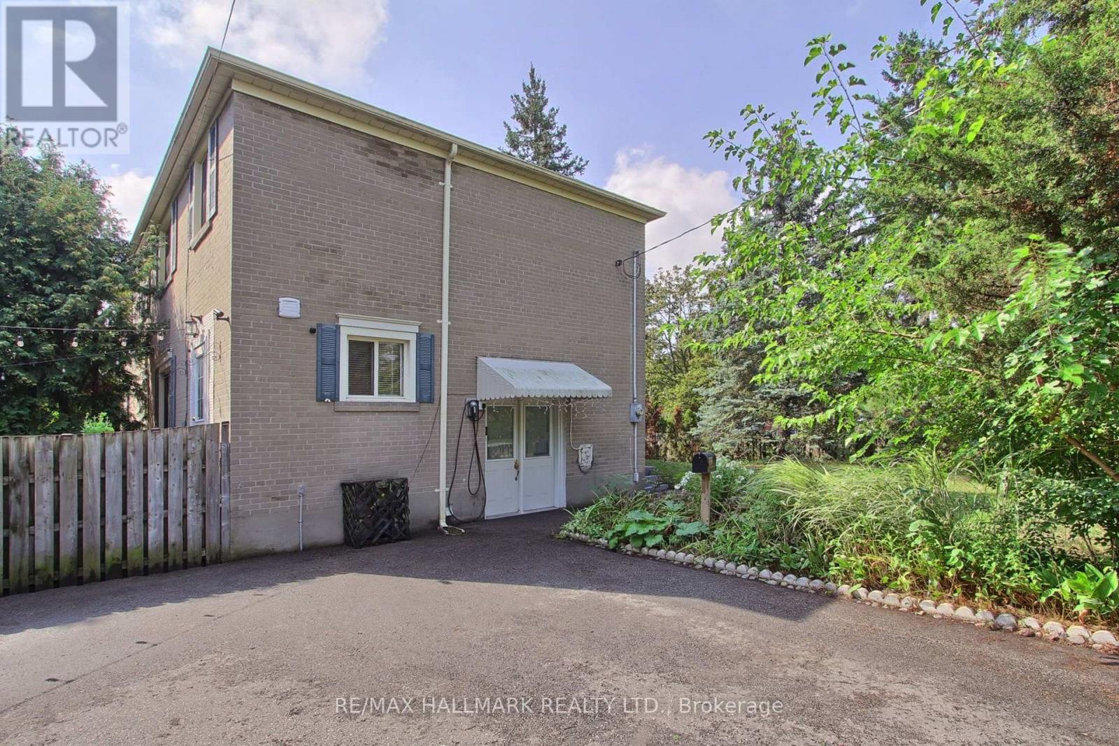 339 Neal Drive, Richmond Hill, Ontario  L4C 3L3 - Photo 35 - N13747910