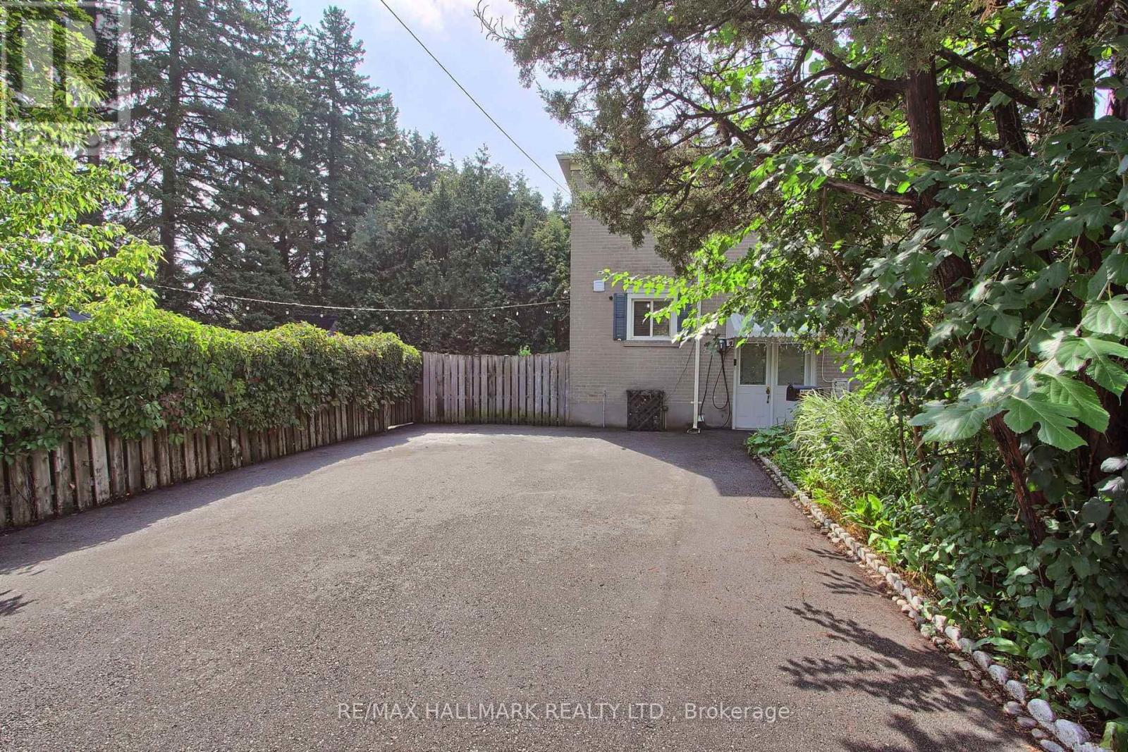 339 Neal Drive, Richmond Hill, Ontario  L4C 3L3 - Photo 36 - N13747910