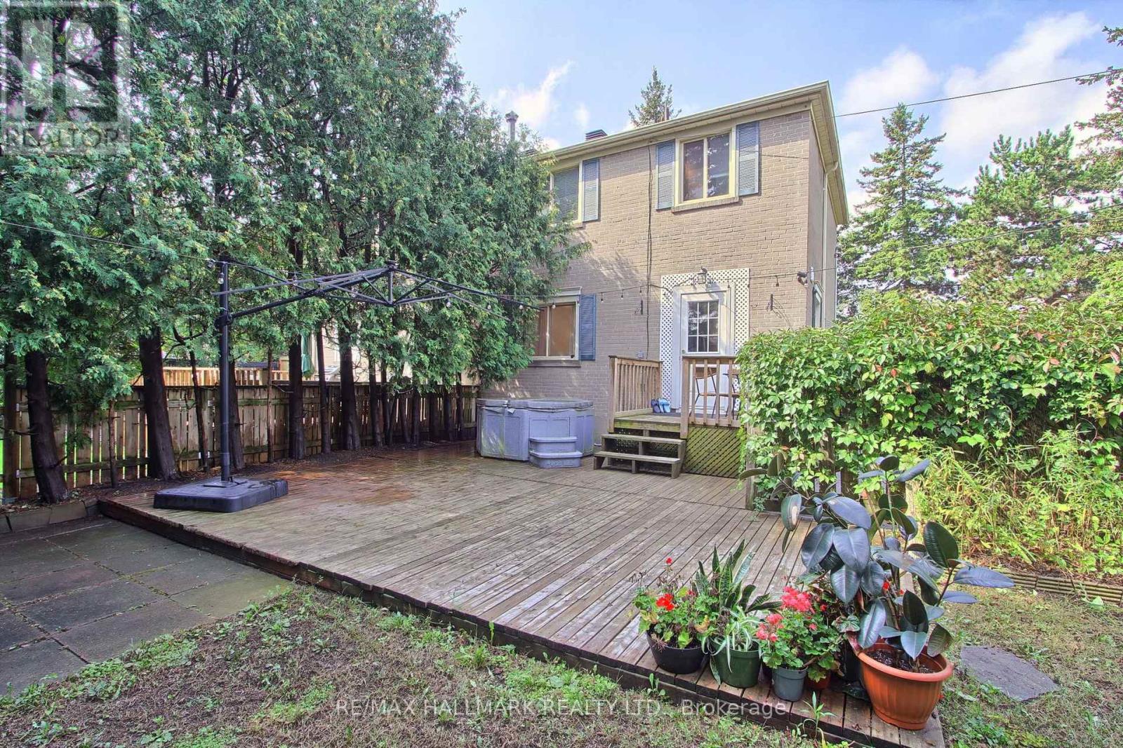 339 Neal Drive, Richmond Hill, Ontario  L4C 3L3 - Photo 41 - N13747910