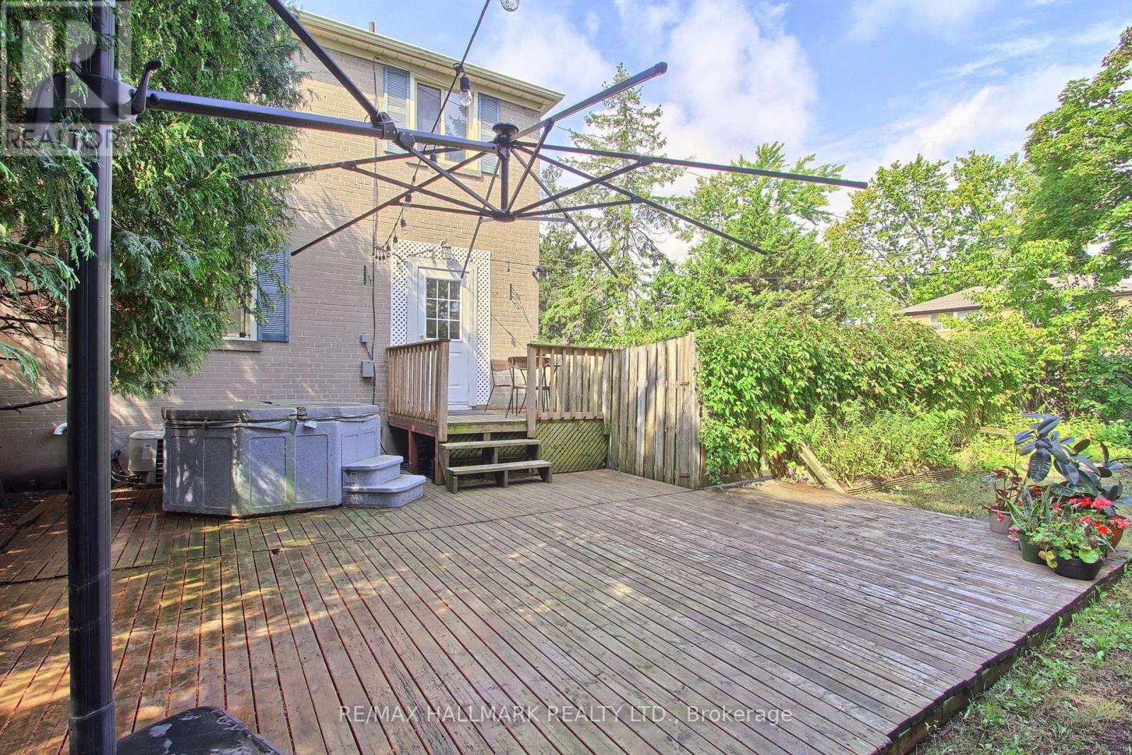 339 Neal Drive, Richmond Hill, Ontario  L4C 3L3 - Photo 42 - N13747910