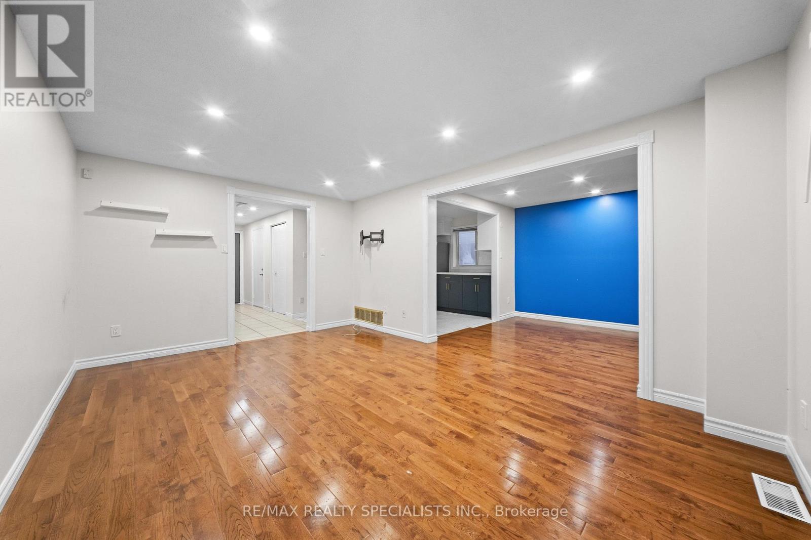110 Steeles Crescent, Cambridge, Ontario  N1R 8C4 - Photo 10 - X13747888