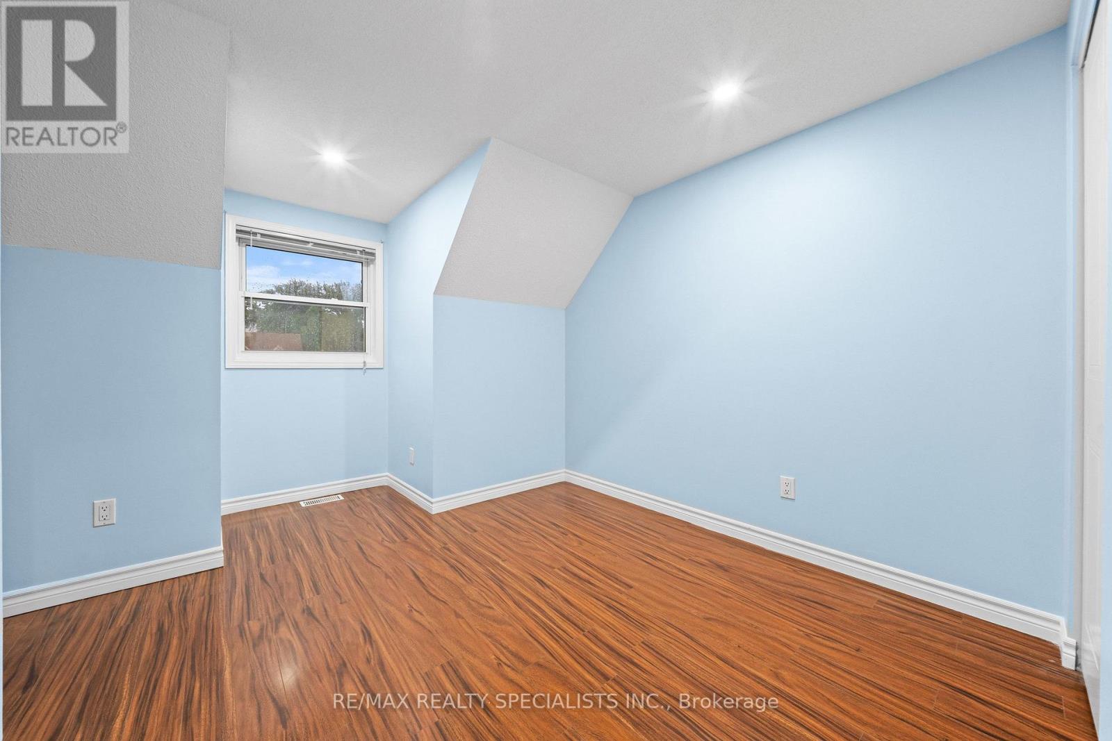 110 Steeles Crescent, Cambridge, Ontario  N1R 8C4 - Photo 24 - X13747888