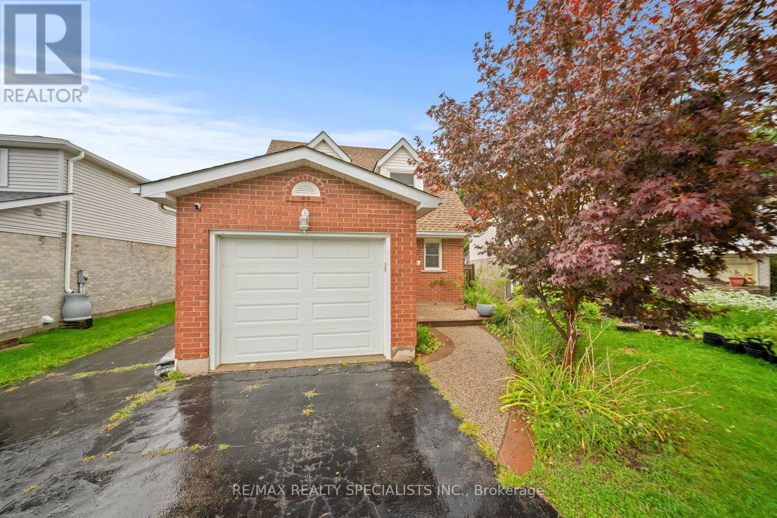 110 Steeles Crescent, Cambridge, Ontario  N1R 8C4 - Photo 4 - X13747888