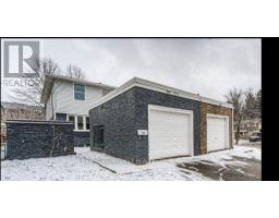 152 OVERLEA DRIVE, Kitchener, Ontario