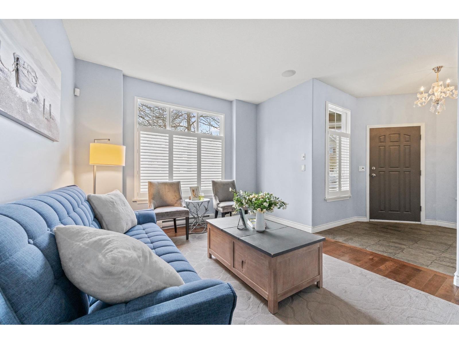 3307 Rosemary Heights Crescent, Surrey, British Columbia  V3Z 0K7 - Photo 3 - R3161770