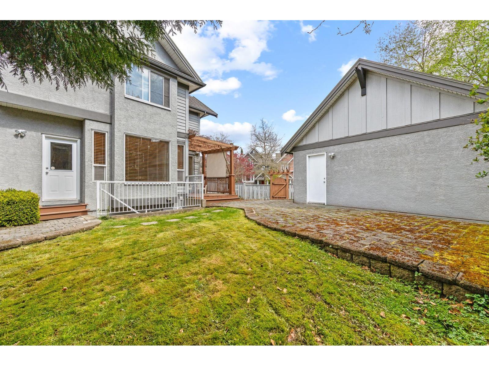 3307 Rosemary Heights Crescent, Surrey, British Columbia  V3Z 0K7 - Photo 31 - R3161770