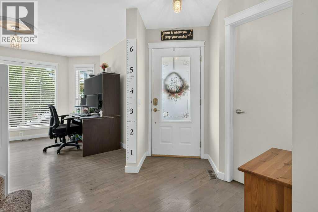 72 Tuscany Springs Way NW, Calgary, Alberta  T3L 2N4 - Photo 3 - A2341296