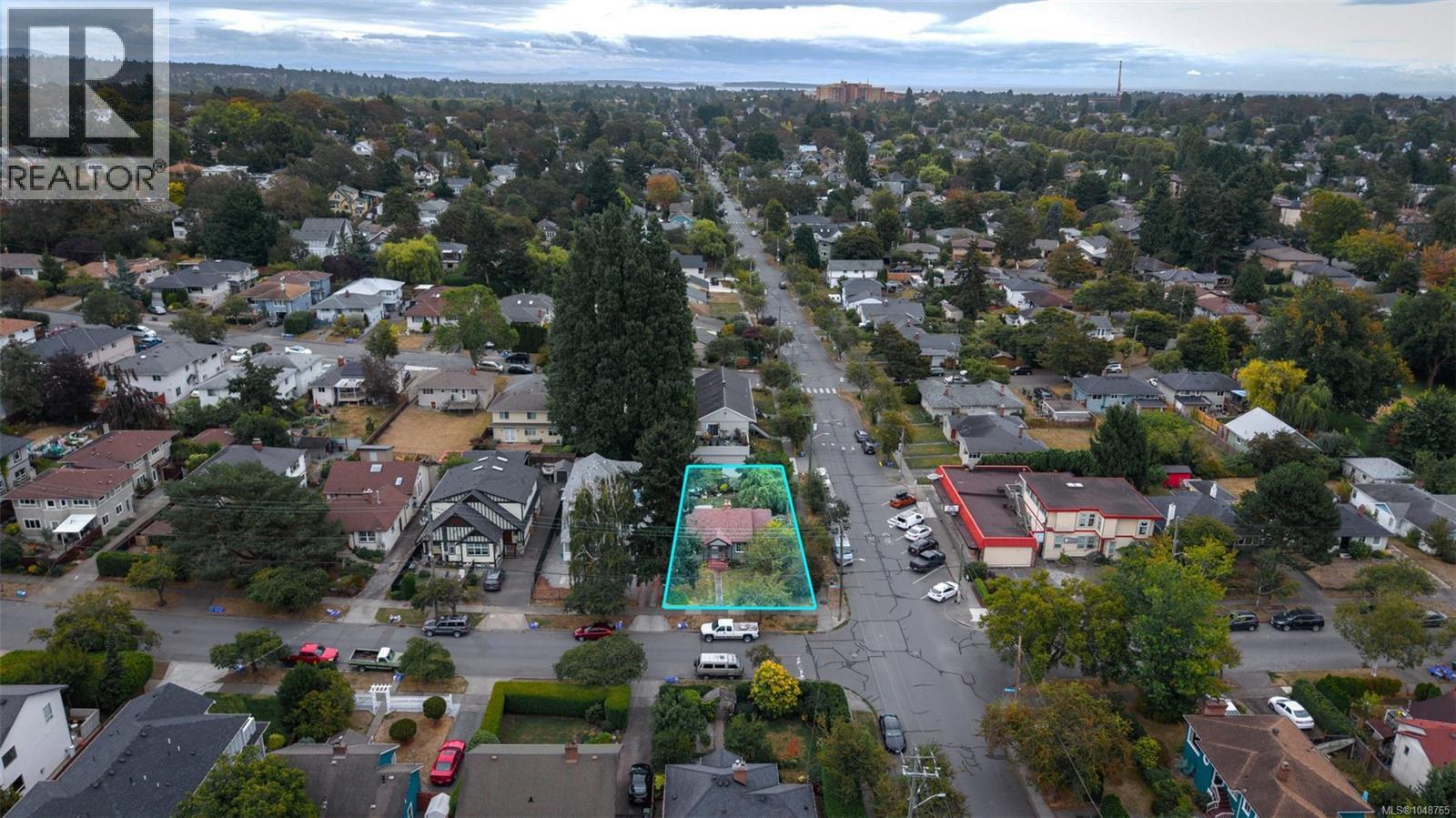 2547 Empire St, Victoria, British Columbia  V8T 3M5 - Photo 3 - 1048765