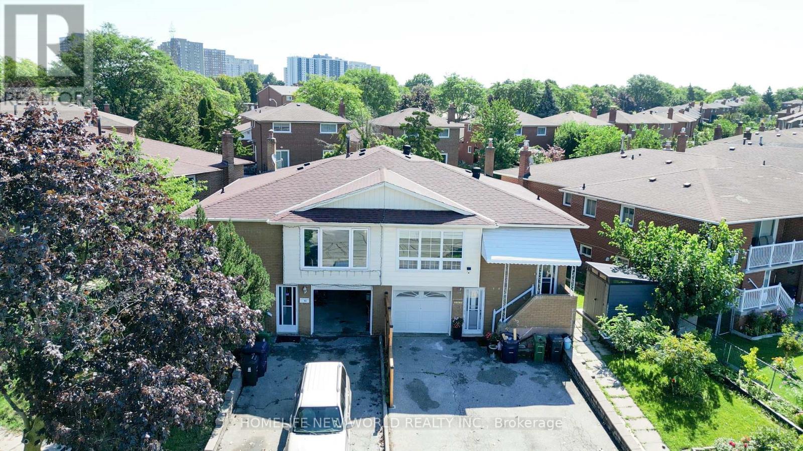 93 Crayford Drive, Toronto, Ontario  M1W 3B5 - Photo 3 - E13743860