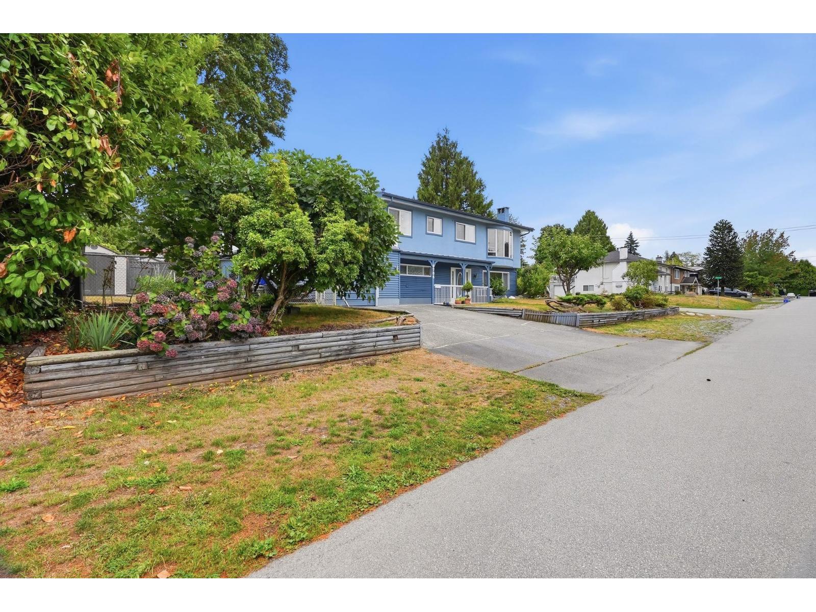 8704 111 Street, Delta, British Columbia  V4C 4N7 - Photo 2 - R3161646