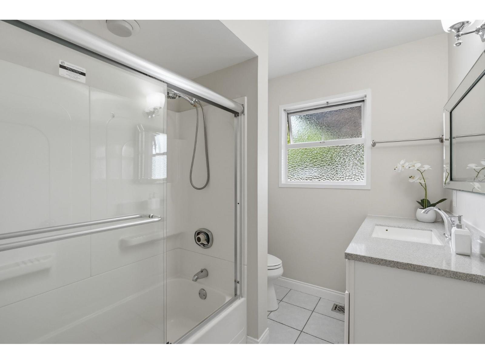 8704 111 Street, Delta, British Columbia  V4C 4N7 - Photo 24 - R3161646