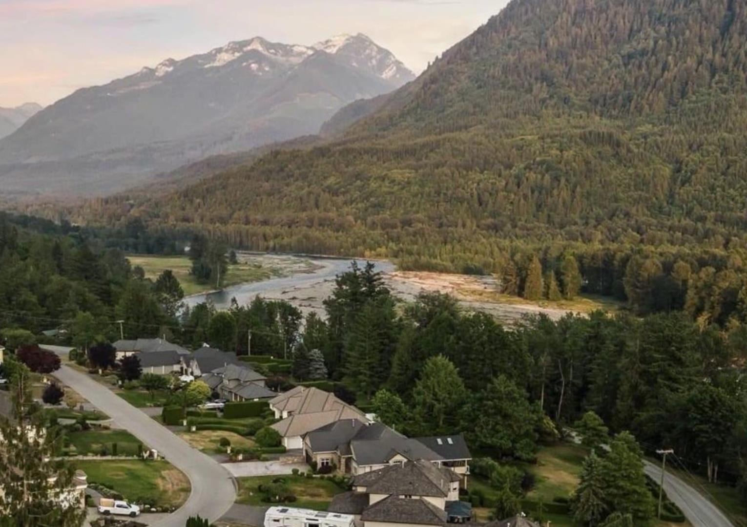 4320 Estate Drive, Chilliwack River Valley, Sardis - Chwk River Valley, British Columbia  V2R 3B4 - Photo 39 - R3161405