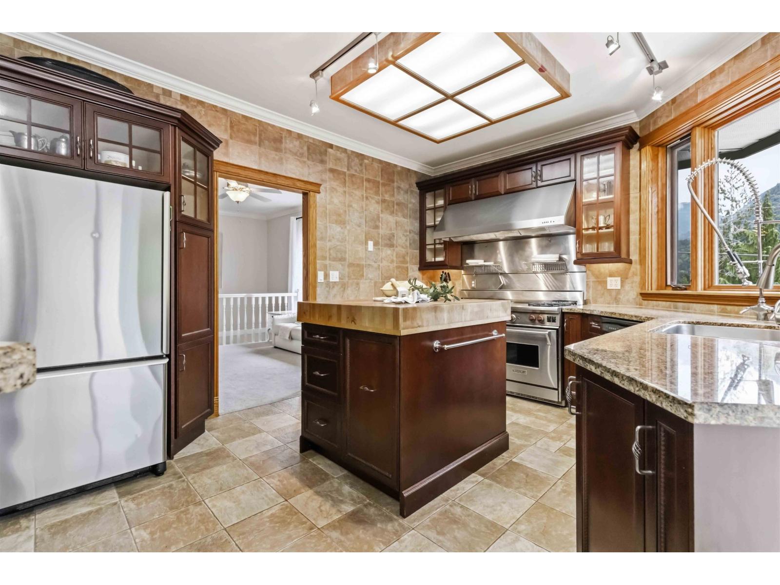 4320 Estate Drive, Chilliwack River Valley, Sardis - Chwk River Valley, British Columbia  V2R 3B4 - Photo 7 - R3161405