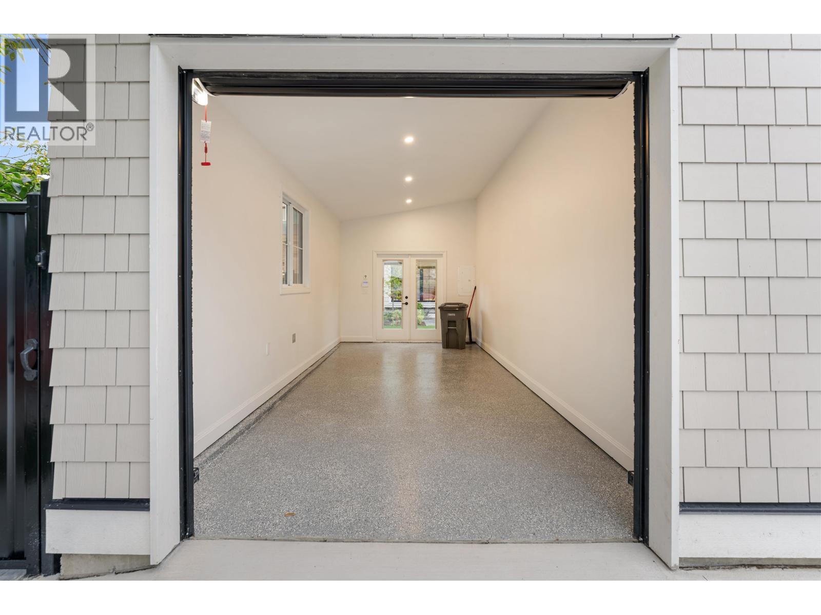 2 2256 E Pender Street Street, Vancouver, British Columbia  V5L 1X4 - Photo 35 - R3161631