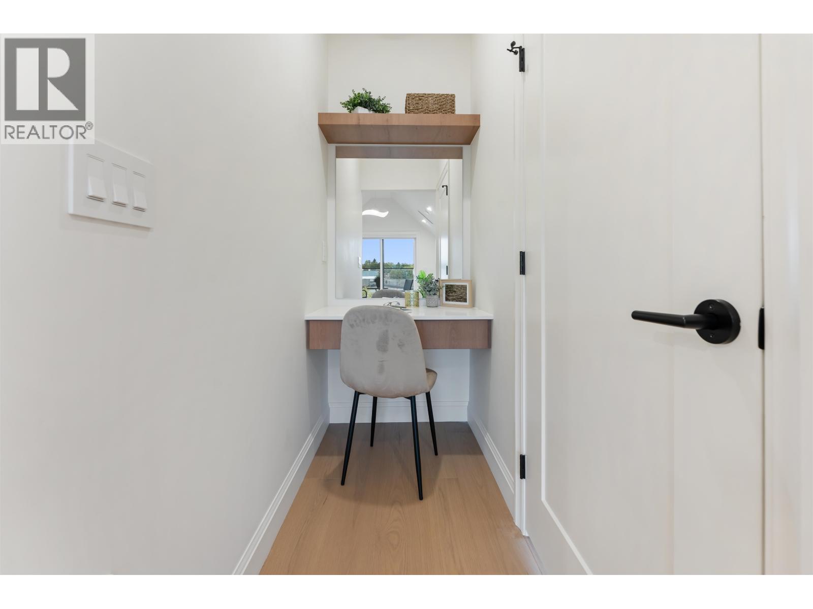 2 2256 E Pender Street Street, Vancouver, British Columbia  V5L 1X4 - Photo 28 - R3161631