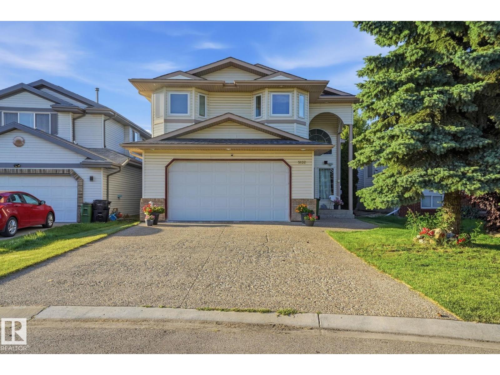 5132 157 Av Nw, Edmonton, Alberta  T5Y 2X5 - Photo 1 - E4507243