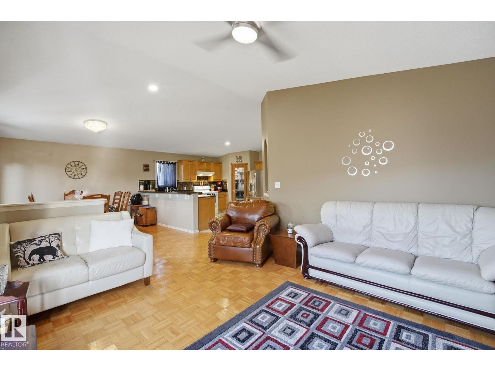 5132 157 Av Nw, Edmonton, Alberta  T5Y 2X5 - Photo 12 - E4507243