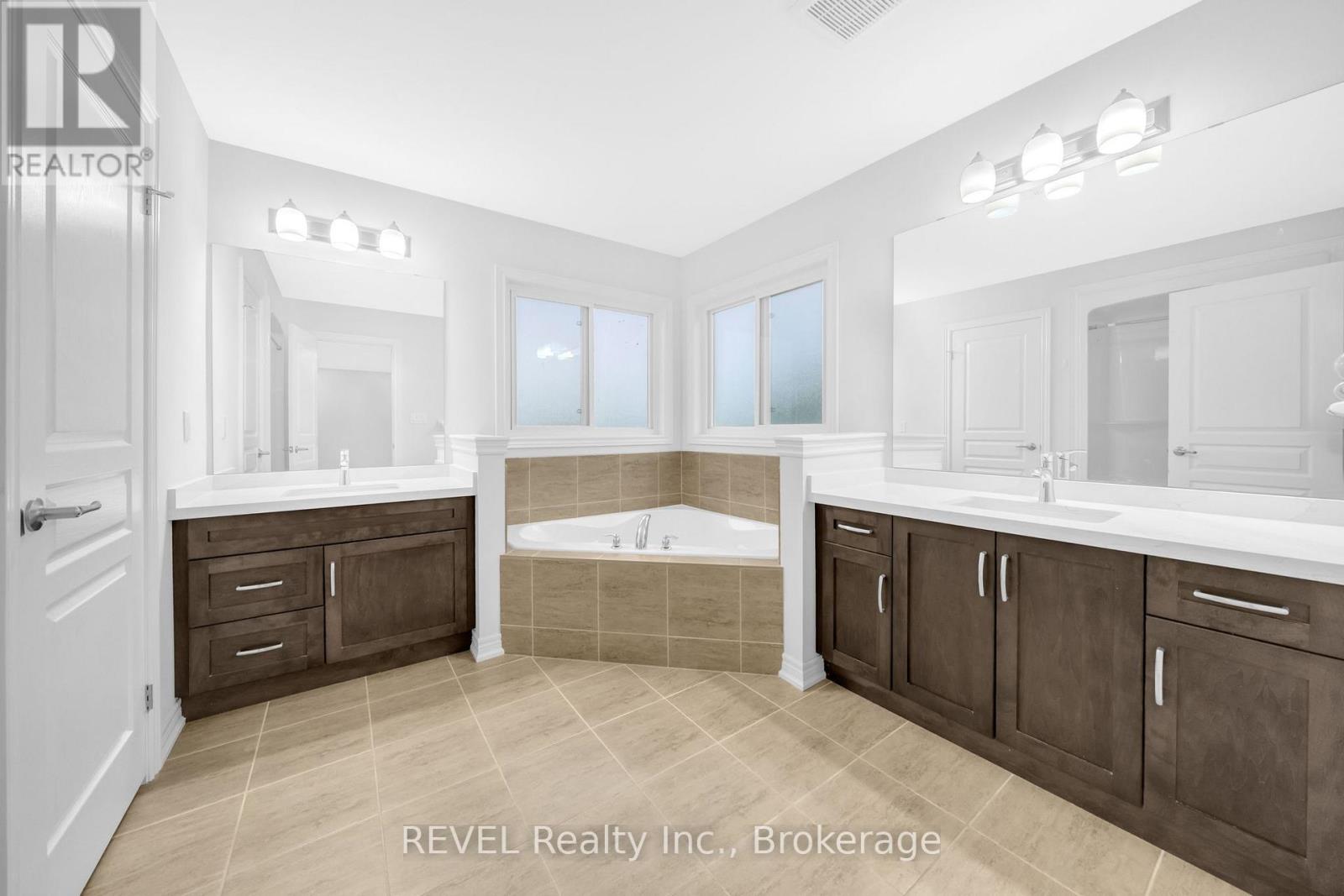 3547 Dominion Road, Fort Erie, Ontario  L0S 1N0 - Photo 43 - X13745672