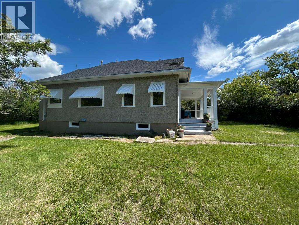 350077 Range Road 250, Rural Kneehill County, Alberta T0M 0Z0 - Photo 4 - A2322241