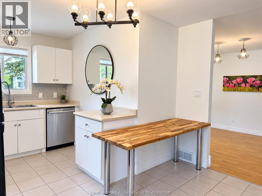 8 Hampton Court, Chatham, Ontario  N7M 6K9 - Photo 11 - 26021580