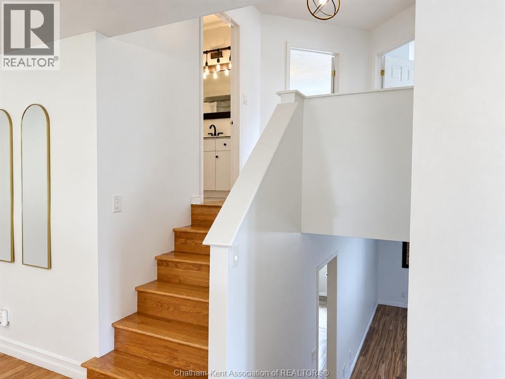 8 Hampton Court, Chatham, Ontario  N7M 6K9 - Photo 12 - 26021580