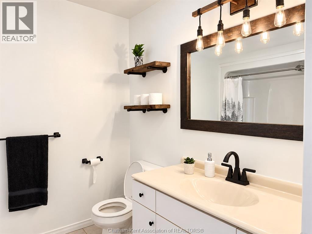 8 Hampton Court, Chatham, Ontario  N7M 6K9 - Photo 14 - 26021580