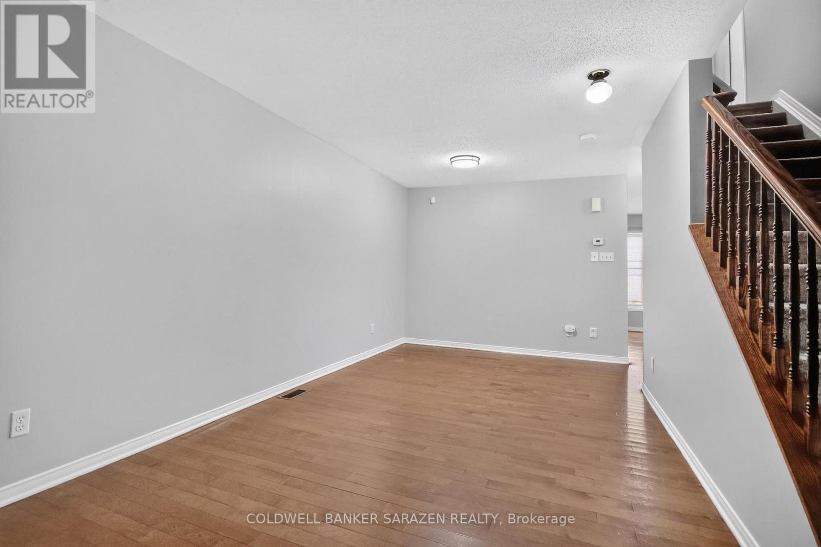 111 Harbour View Street, Ottawa, Ontario  K2G 6Z7 - Photo 5 - X13747978