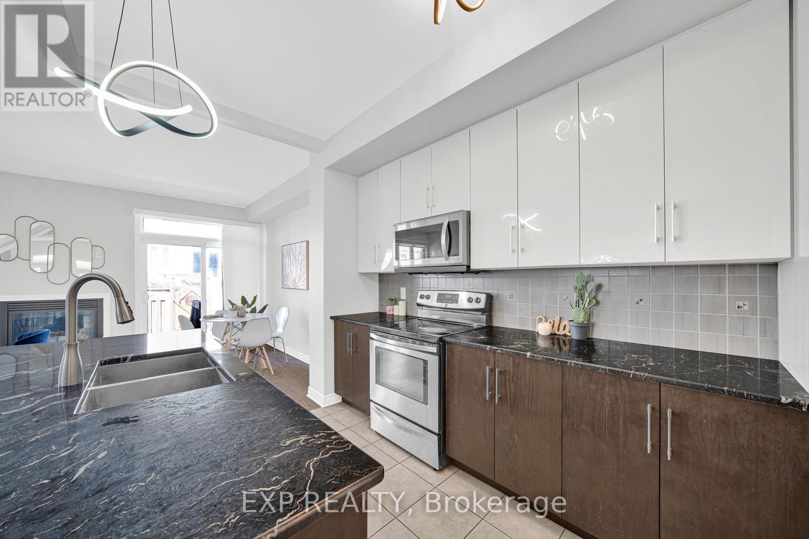 735 Teasel Way, Ottawa, Ontario  K1T 0L9 - Photo 12 - X13747982