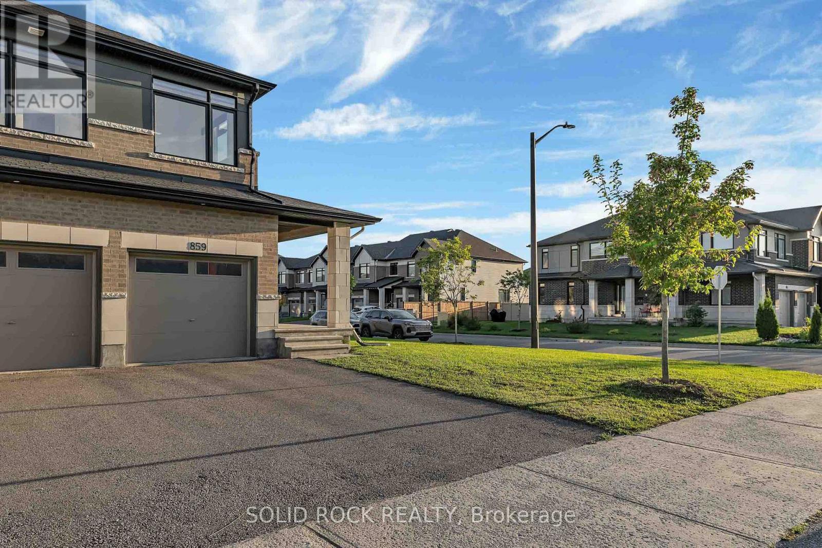 859 SOLARIUM AVENUE E, Ottawa, Ontario