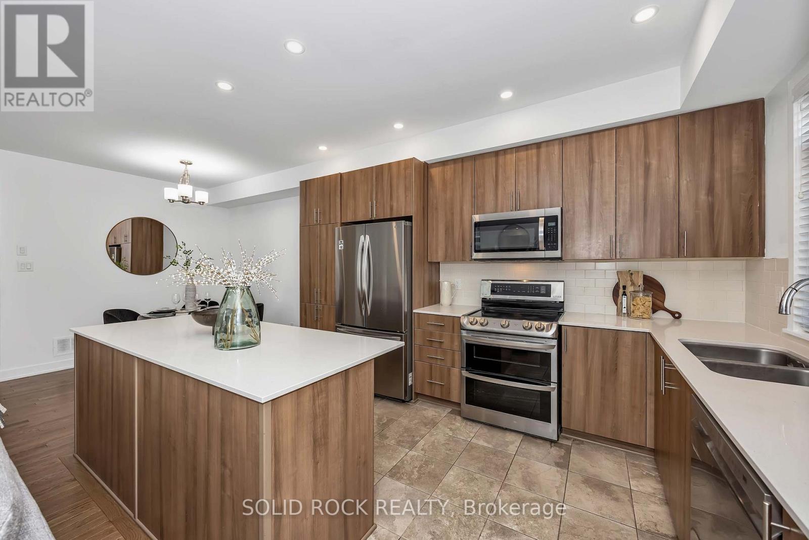 859 Solarium Avenue E, Ottawa, Ontario  K4M 0H1 - Photo 10 - X13747986