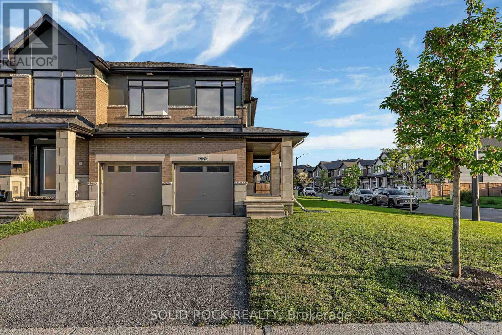 859 Solarium Avenue E, Ottawa, Ontario  K4M 0H1 - Photo 2 - X13747986