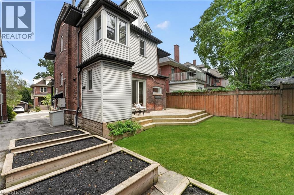 16 Beulah Avenue, Hamilton, Ontario  L8P 4G9 - Photo 49 - 40860256