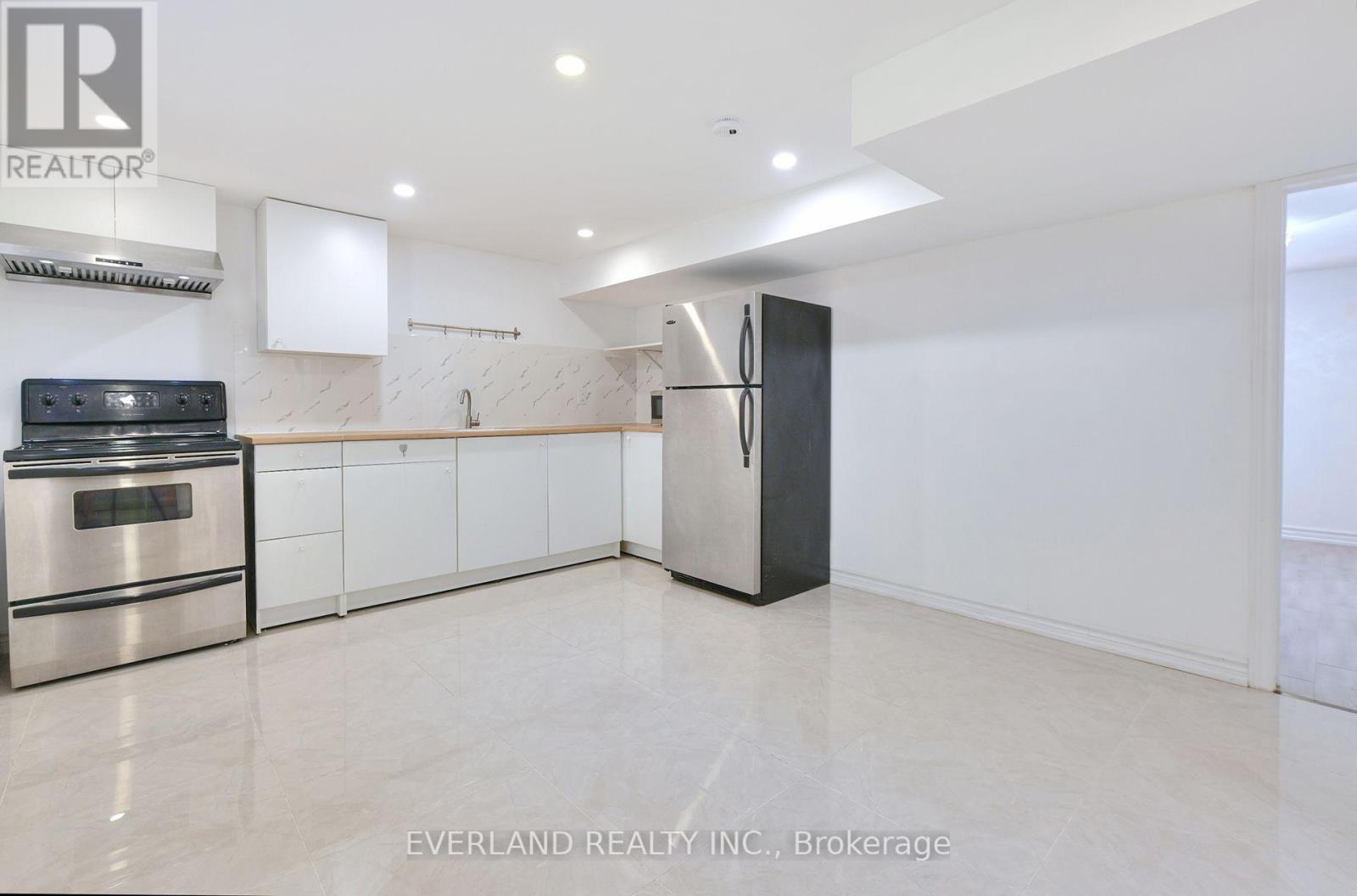 52 Fairglen Avenue, Toronto, Ontario  M1T 1G7 - Photo 23 - E13747988
