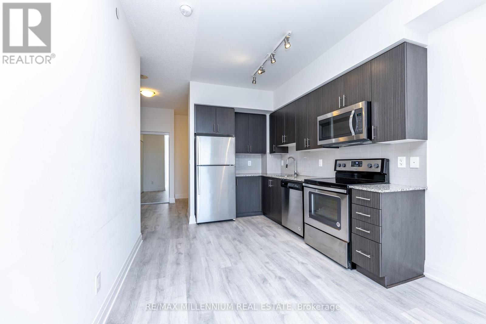 1401 - 3700 Highway 7 Road, Vaughan, Ontario  L4L 0G8 - Photo 11 - N13747962