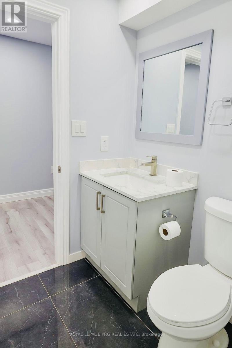 3 Ash Hill Avenue, Caledon, Ontario  L7C 4E8 - Photo 7 - W13747966