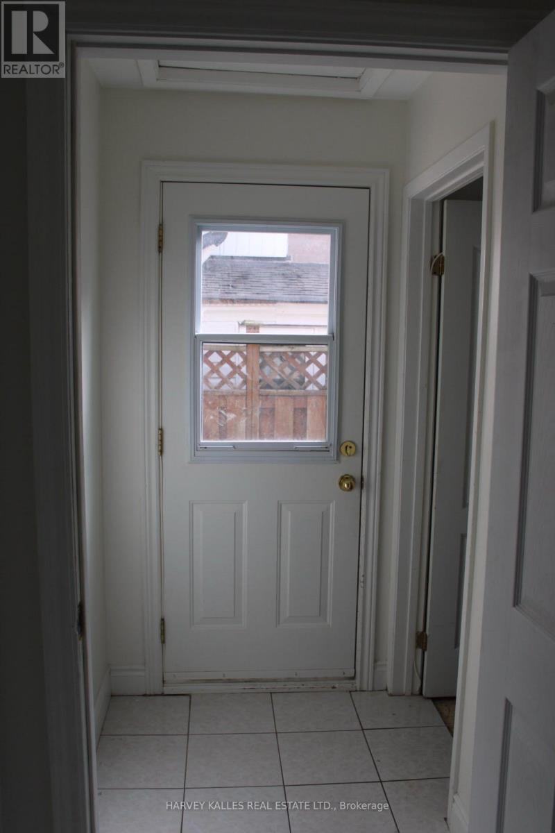 102 Goldcrest Road, Brampton, Ontario  L6S 1H2 - Photo 20 - W13713032